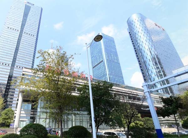 �Ϸ��õ؏V��